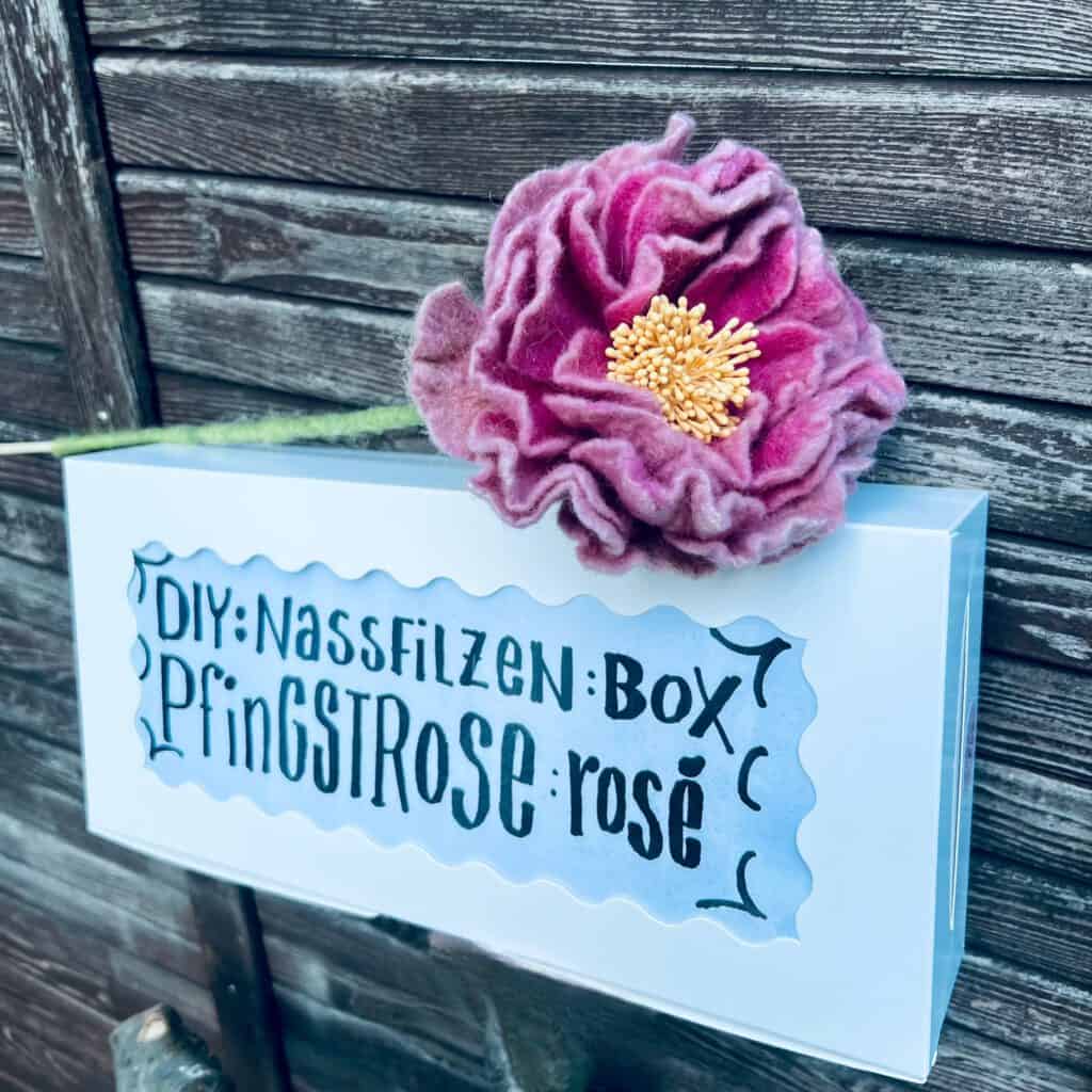 DIY-Box Pfingstrose rosé - nassfilzen für Fortgeschrittene - online Filzkurs
