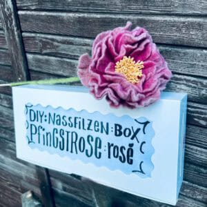DIY-Box Pfingstrose rosé - nassfilzen für Fortgeschrittene - online Filzkurs DIY-Box Pfingstrose rosé - nassfilzen für Fortgeschrittene - online Filzkurs